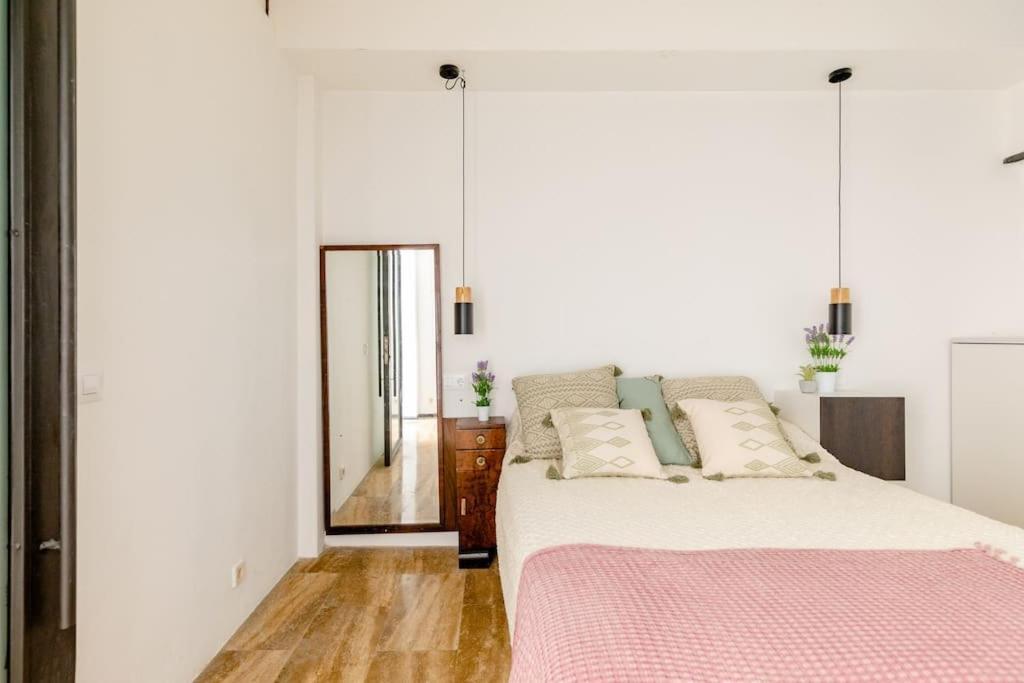 Апартаменты Cozy Loft Patio+Pool +Wifi Валенсия Экстерьер фото